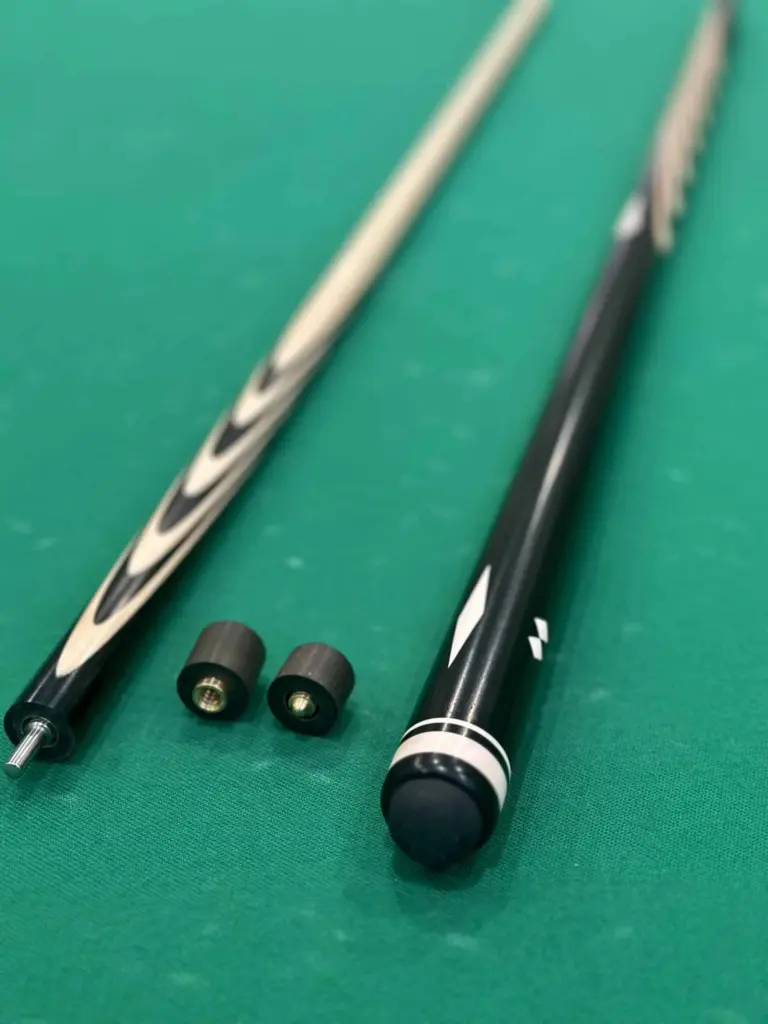 bilyardnyj-kij-10-zapilov-eben-inkrustacziya-3-scaled