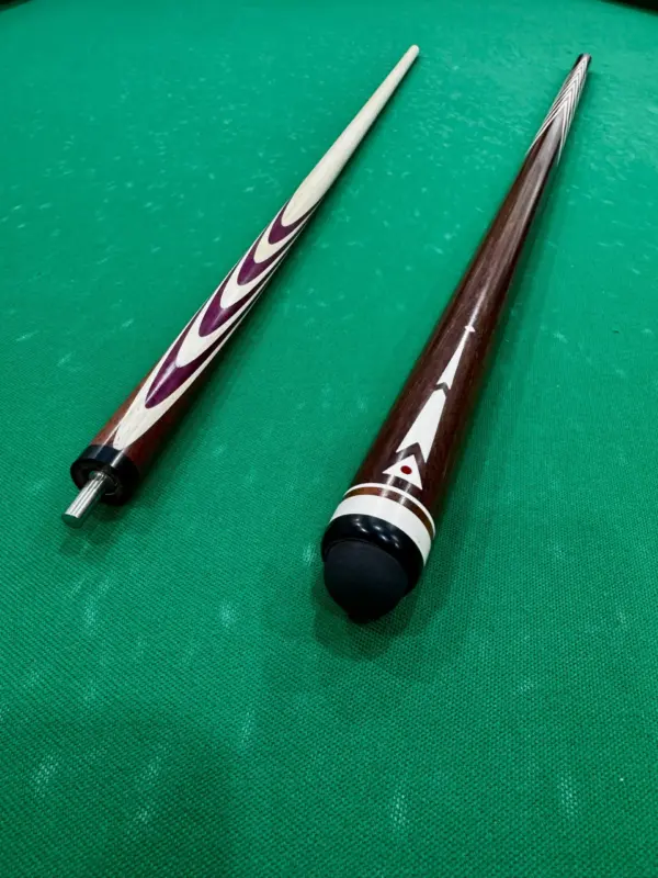 Бильярдный кий 10 запилов Яра Амарант треугольник (2)|Бильярдный кий 10 запилов Яра Амарант треугольник (1)|Бильярдный кий 10 запилов Яра Амарант треугольник (3)
