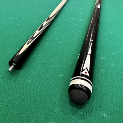 Бильярдный кий 8 длинных тонких запилов Черный граб инкрустация