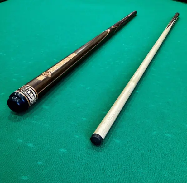 Бильярдный кий Цветок(попугай) Гомбейро 4 лучевой напряженный AS (3)|Бильярдный кий Цветок(попугай) Гомбейро 4 лучевой напряженный AS (1)|Бильярдный кий Цветок(попугай) Гомбейро 4 лучевой напряженный AS (2)|Бильярдный кий Цветок(попугай) Гомбейро 4 лучевой напряженный AS (4)