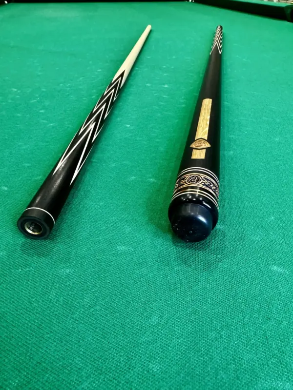 bilyardnyj-kij-korona-chetyreh-perevaya-chernyj-grab-2-scaled