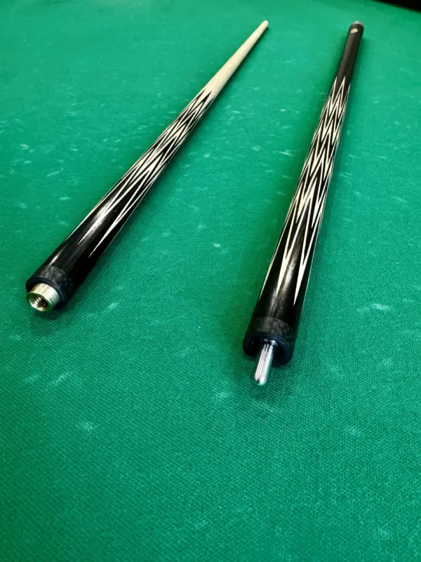 Бильярдный кий Корона восьми перьевая стрела Эбен насечка (1)|Бильярдный кий Корона восьми перьевая стрела Эбен насечка (2)|Бильярдный кий Корона восьми перьевая стрела Эбен насечка (3)