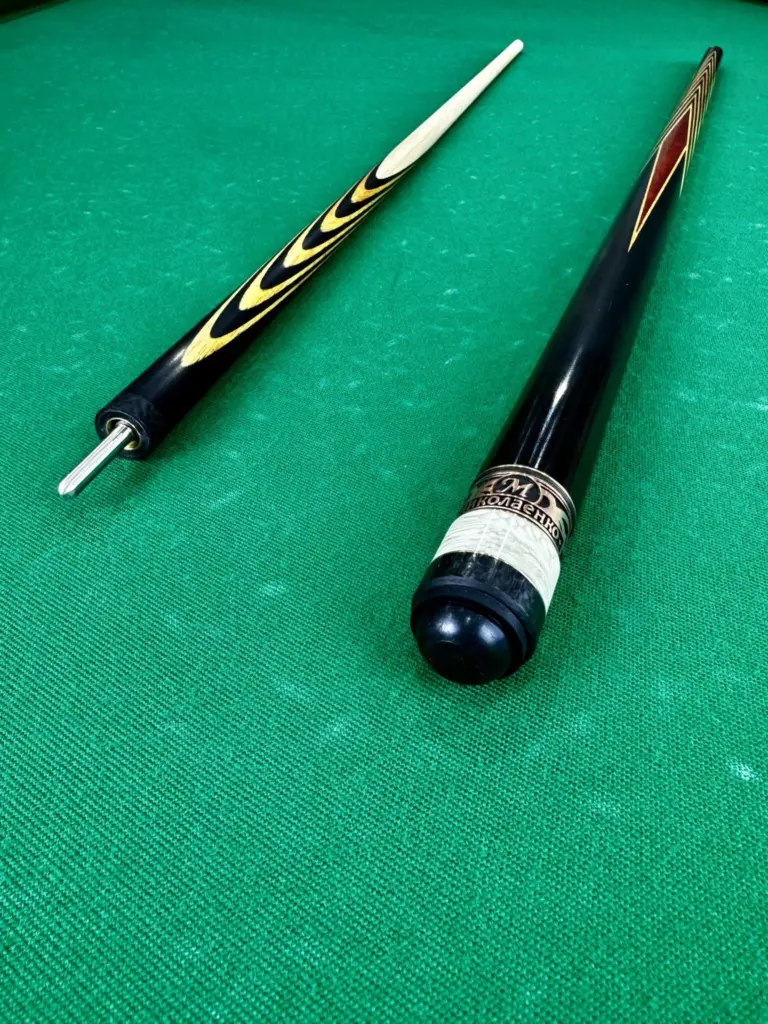 Бильярдный кий Николаенко 12 запилов Чёрный Граб со вставкой Падук (2)|Бильярдный кий Николаенко 12 запилов Чёрный Граб со вставкой Падук (1)|Бильярдный кий Николаенко 12 запилов Чёрный Граб со вставкой Падук (3)