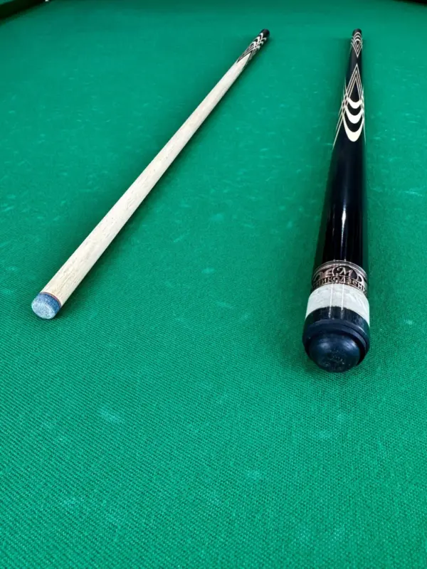 bilyardnyj-kij-nikolaenko-chernyj-grab-tyulpan-karbon-1sht-3-scaled