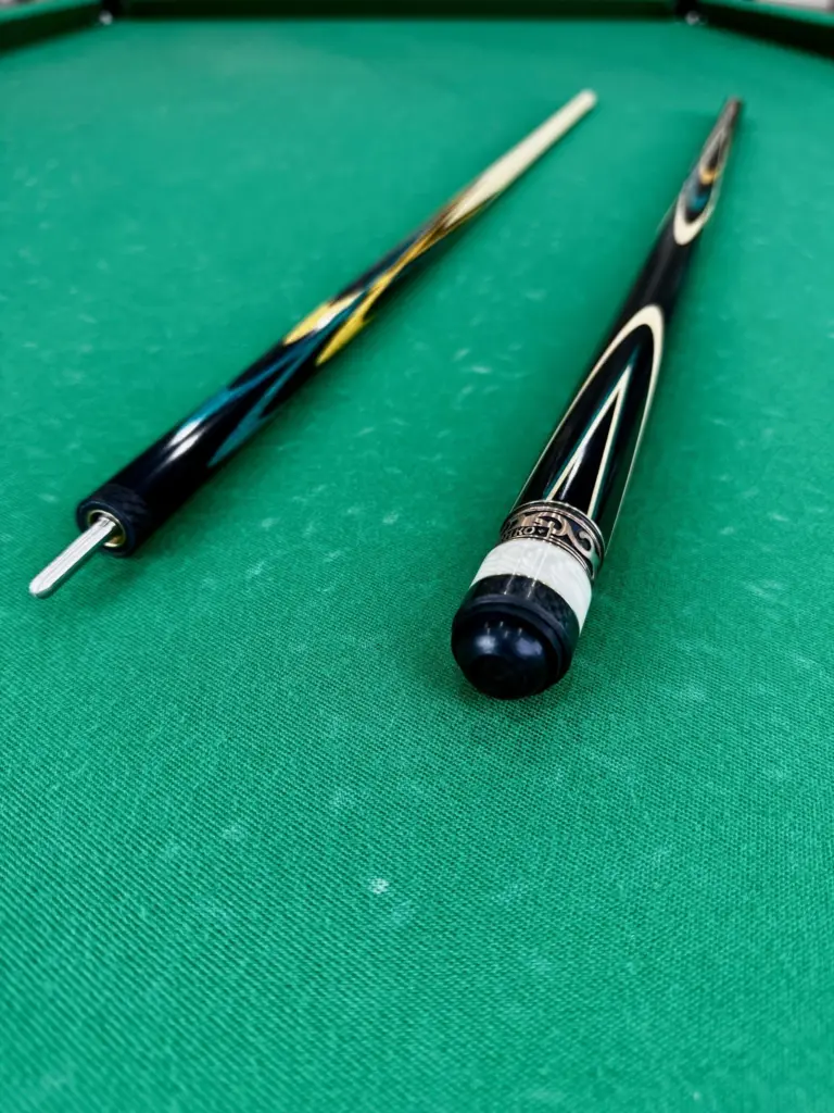 bilyardnyj-kij-nikolaenko-tyulpan-chernyj-grab-amarillo-zelenyj-grab-izumrud-dlinnyj-zapil-1sht-1-scaled