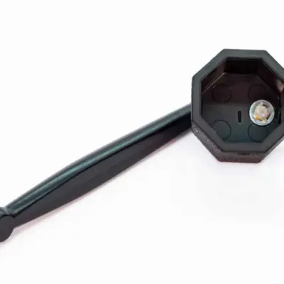 Держатель для мела шестигранный 1 шт. изображение