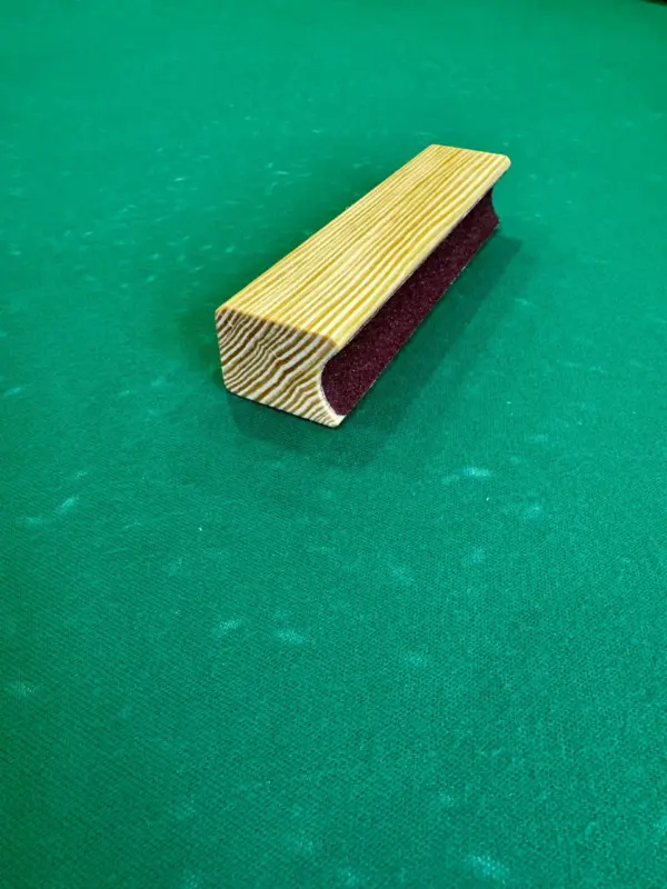 instrument-dlya-obrabotki-naklejki-i-chistki-kiya-derevo-2-scaled