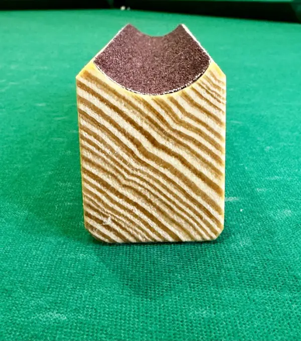 instrument-dlya-obrabotki-naklejki-i-chistki-kiya-derevo-3