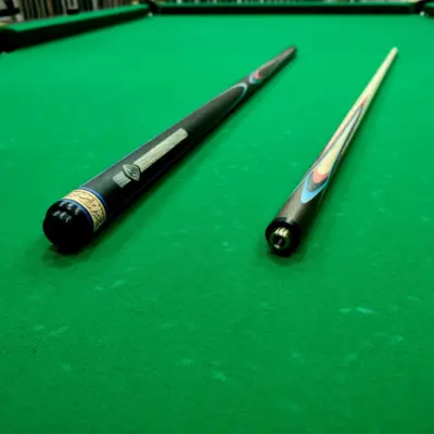 Бильярдный кий Цветок (попугай) черный-красный-синий-серый граб 4 лучевой напряженный AS изображение