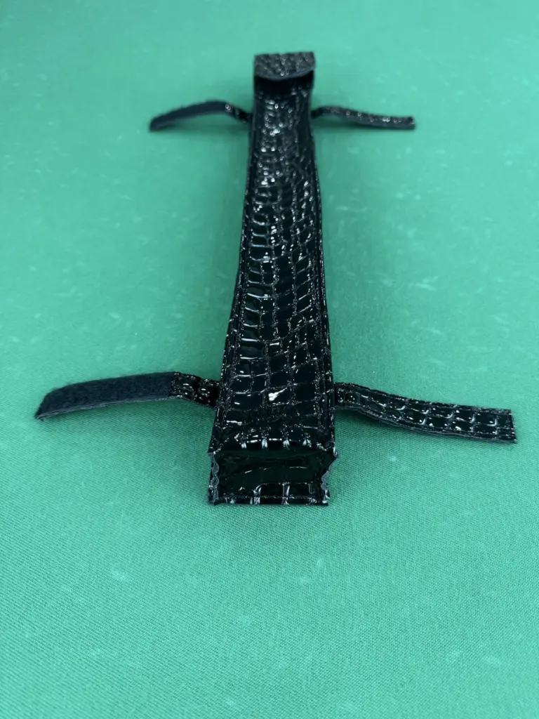 karman-dlya-tubusa-bolshoj-krokodil-kozhzam-1-scaled