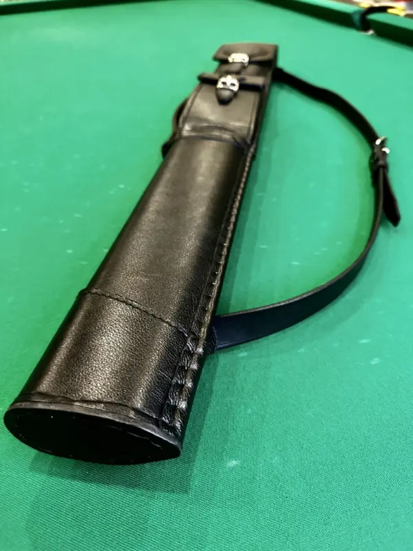 kolchan-dlya-bilyardnogo-kiya-klassik-chernyj-kozhanyj-2-scaled-2