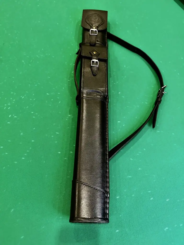 kolchan-dlya-bilyardnogo-kiya-klassik-chernyj-kozhanyj-6-scaled-2