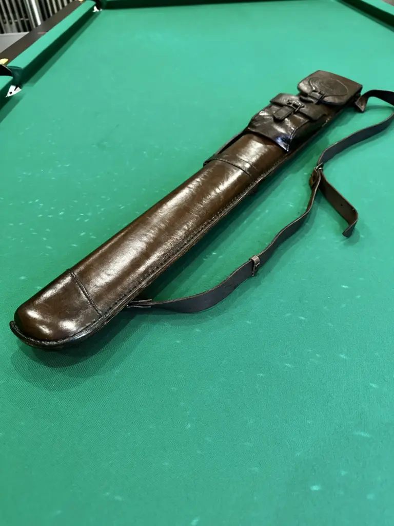 kolchan-dlya-bilyardnogo-kiya-klassik-korichnevyj-kozhanyj-3-scaled-2