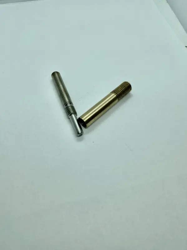 skrutka-dlya-bilyardnogo-kiya-3-scaled-2