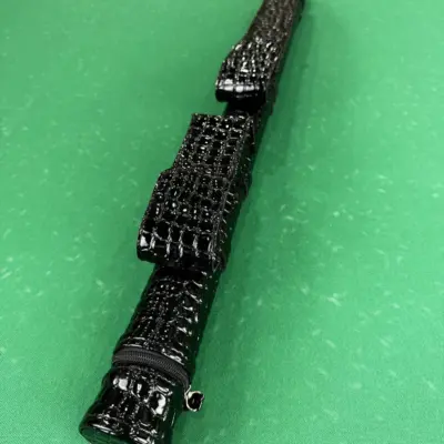 Тубус для бильярдного кия Super Diamond два кармана на пристежках крокодил глянец 1шт. изображение