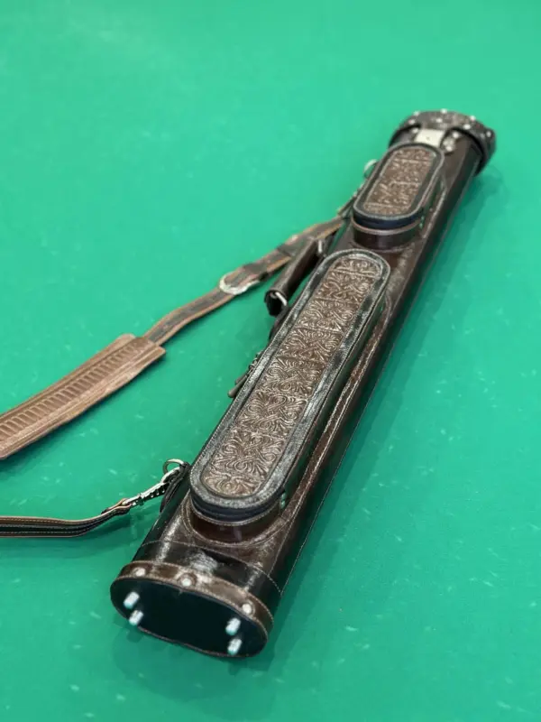 tubus-eksklyuzivnyj-ruchnaya-rabota-erofeya-evladina-korichnevyj-025-na-dva-kiya-5-scaled