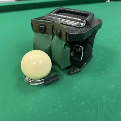 Бильярдный тренажер СВОЯК зеленые мешечки железная ручка изображение